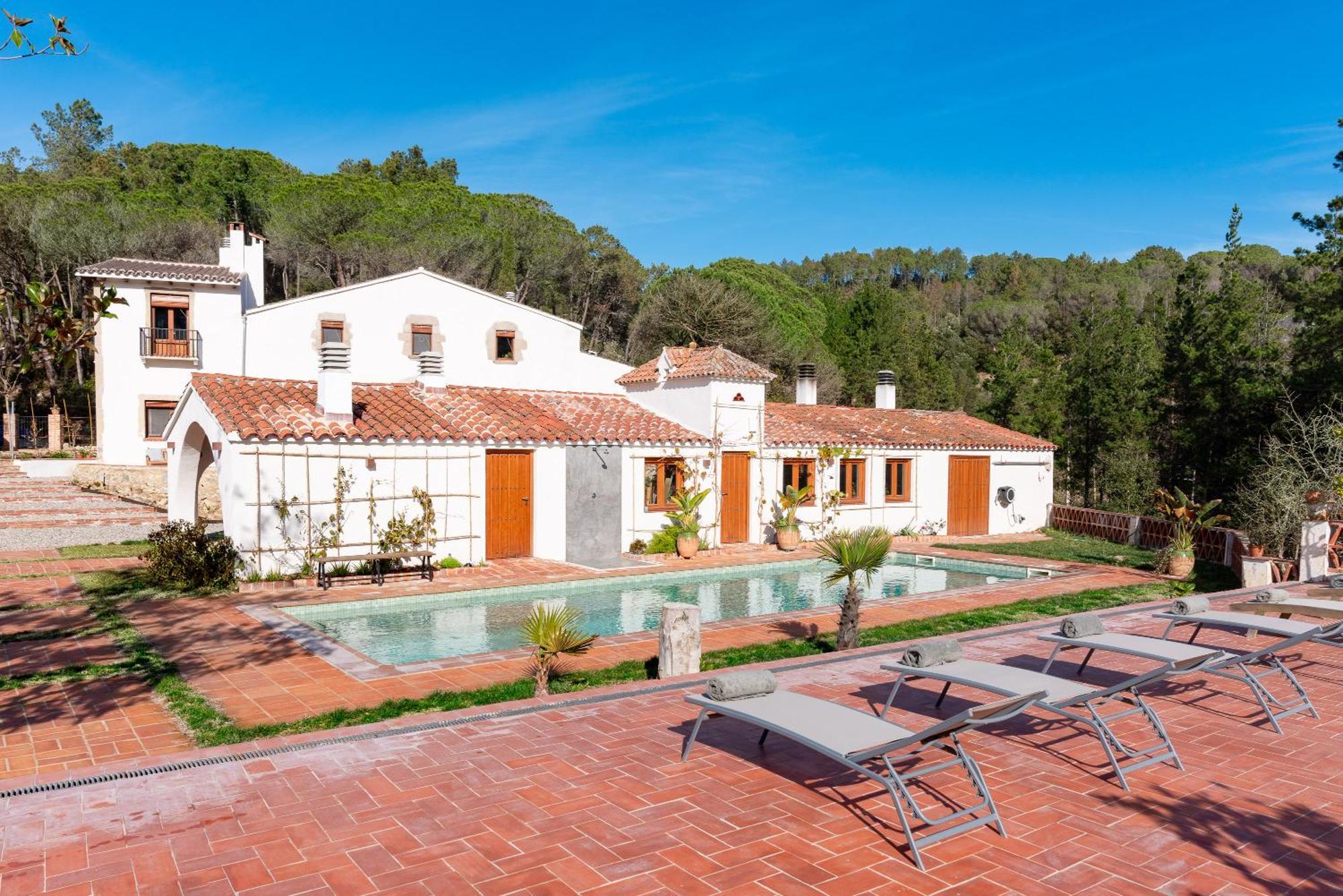 La Terraza - Grosszuegiges Appartment In Katalanischer Masia Sant Iscle de Vallalta Kültér fotó