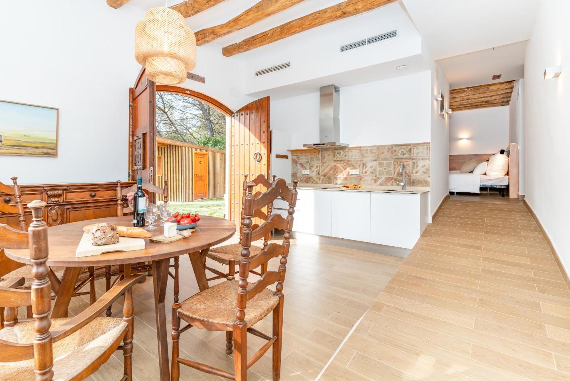 La Terraza - Grosszuegiges Appartment In Katalanischer Masia Sant Iscle de Vallalta Kültér fotó